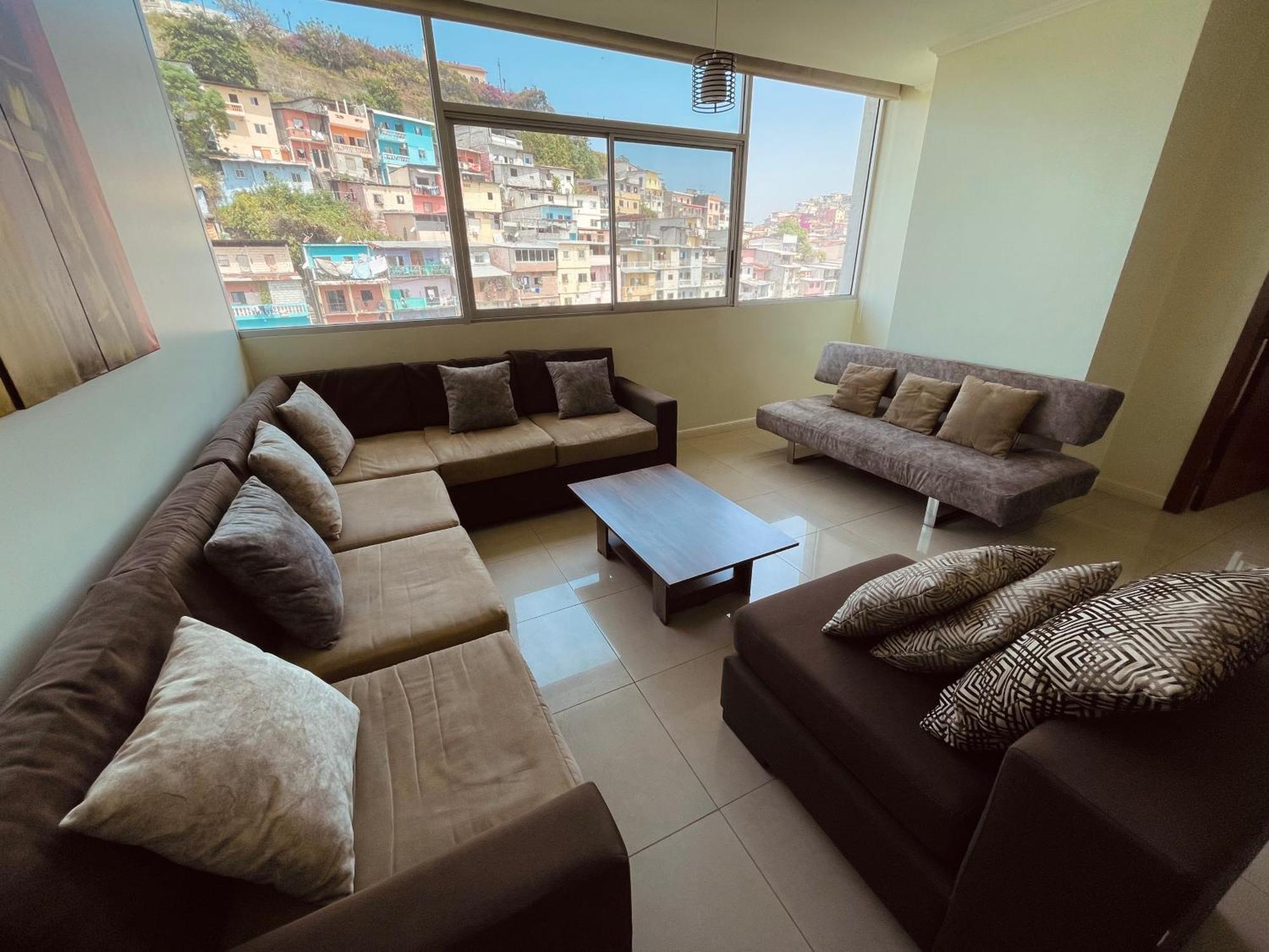 Suite Frente Al Rio En Puerto Santa Ana Riverfront Гуаякиль Экстерьер фото