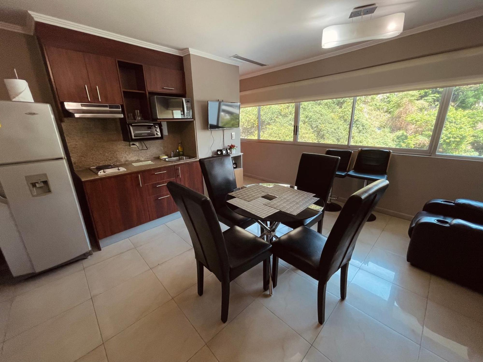 Suite Frente Al Rio En Puerto Santa Ana Riverfront Гуаякиль Экстерьер фото