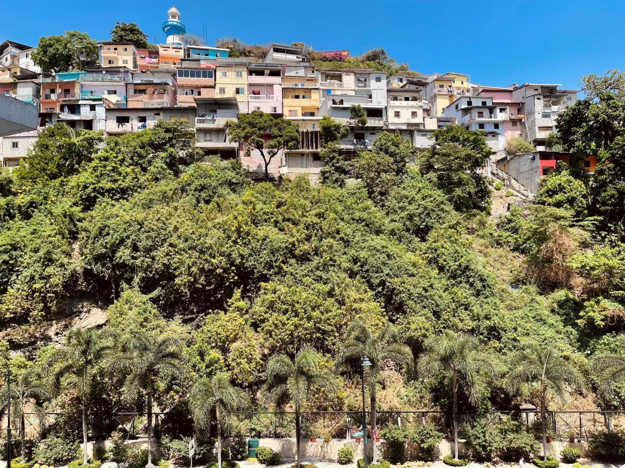 Suite Frente Al Rio En Puerto Santa Ana Riverfront Гуаякиль Экстерьер фото